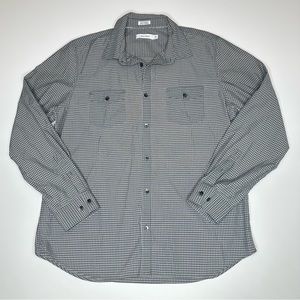 Calvin Klein Men’s button down dress shirt black and white
